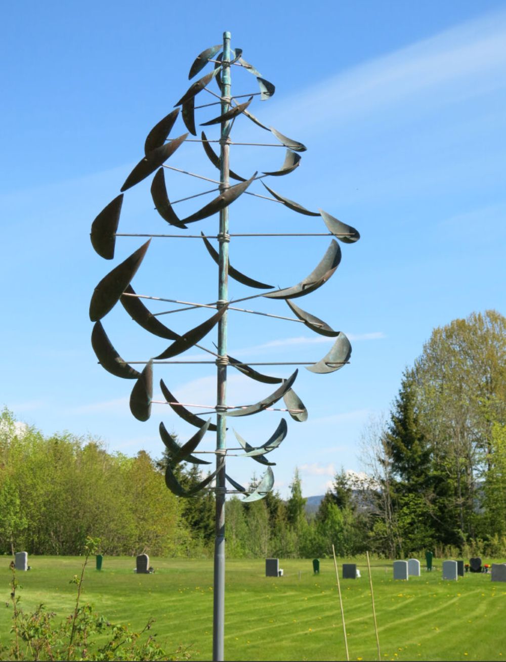 Double dancer av Lyman Whitaker på Steinskogen gravlund.