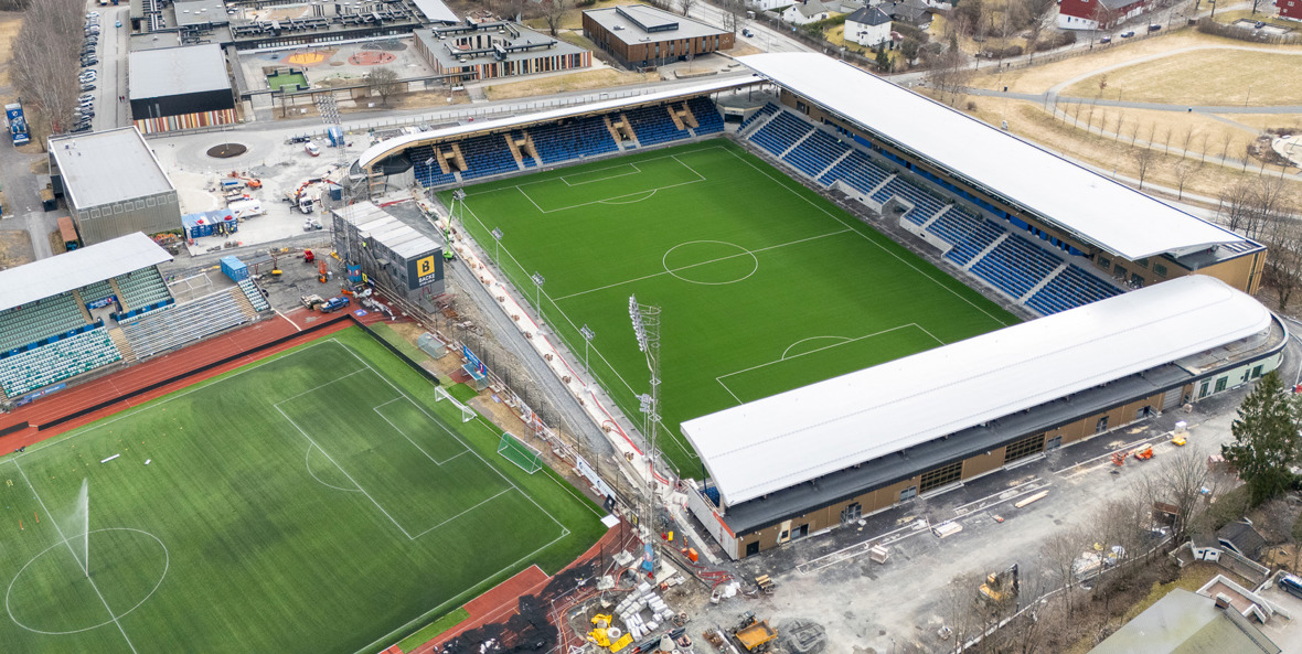 Oversiktsbilde over Nadderud Stadion