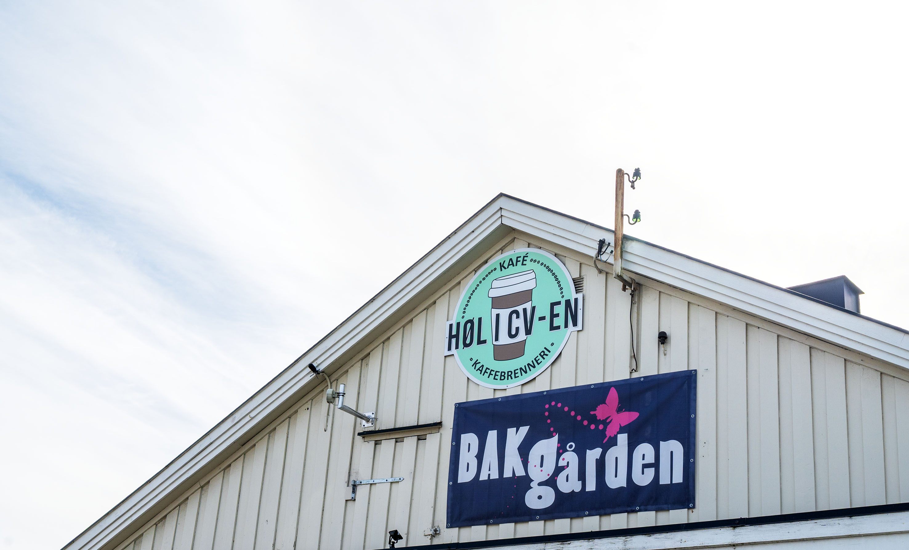 Bilde av skilt Bakgården og Høl i CV-en