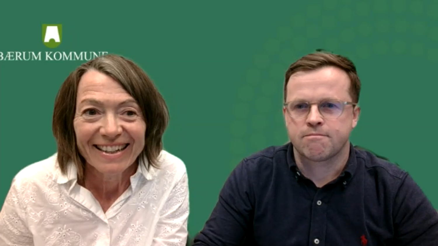 Leder for Vei og trafikk i Bærum, Liv Eva Wiedswang, og Martin Martinsen, leder for Samferdsel i Asker kommune, inviterte til til digitalt foreldremøte om bruk av elsparkesykkel blant barn og unge. 