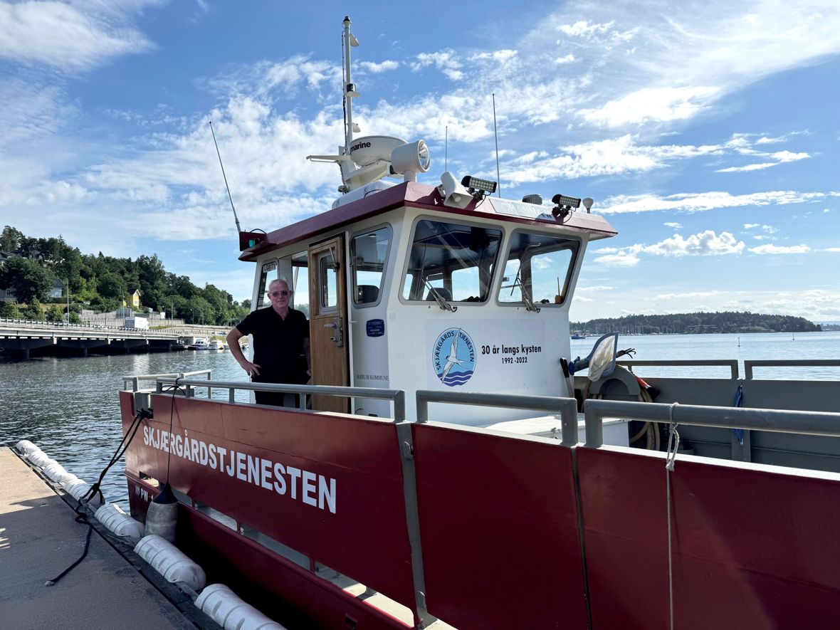 Michael Langballe og båten Johanna II har hjemmehavn på Kadettangen, men er skjærgårdstjenesten for hele Indre Vestfjorden.