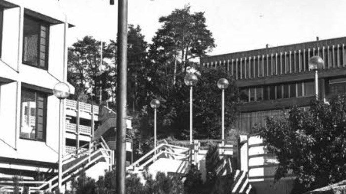 Tinghuset og Sandvikas 70- tallsbebyggelse