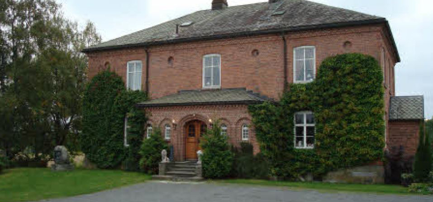 Vestre Øverland gård