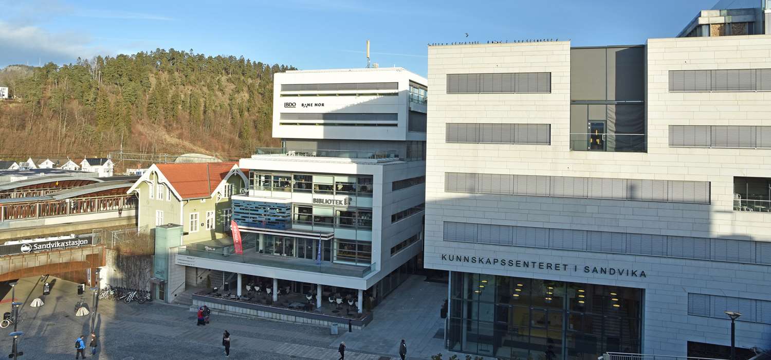 Kunnskapssenteret i Sandvika - utenfra