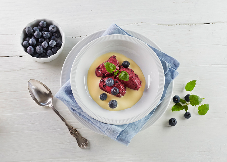 Blåbærpudding med vaniljesaus