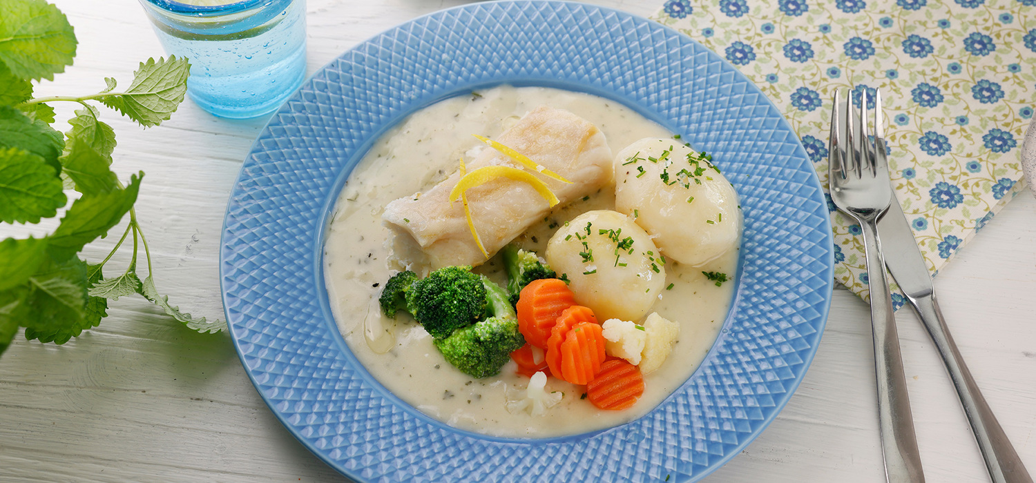 Torskeloins med persillesaus, grønnsaker og potet