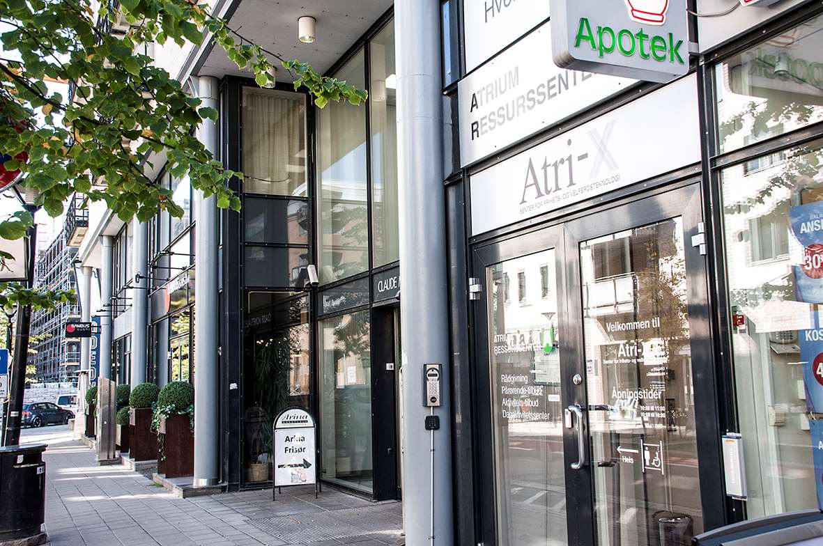 Pårørendeskolen blir arrangert i Claude Monets allé 21, samme inngang som Atri-X.