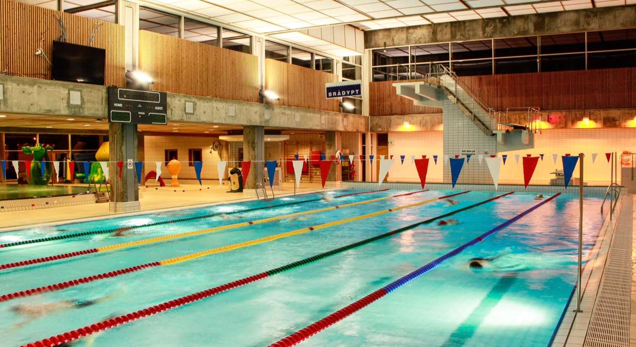Nadderudhallen Bærum kommune svømmehallen - svømmebassenget