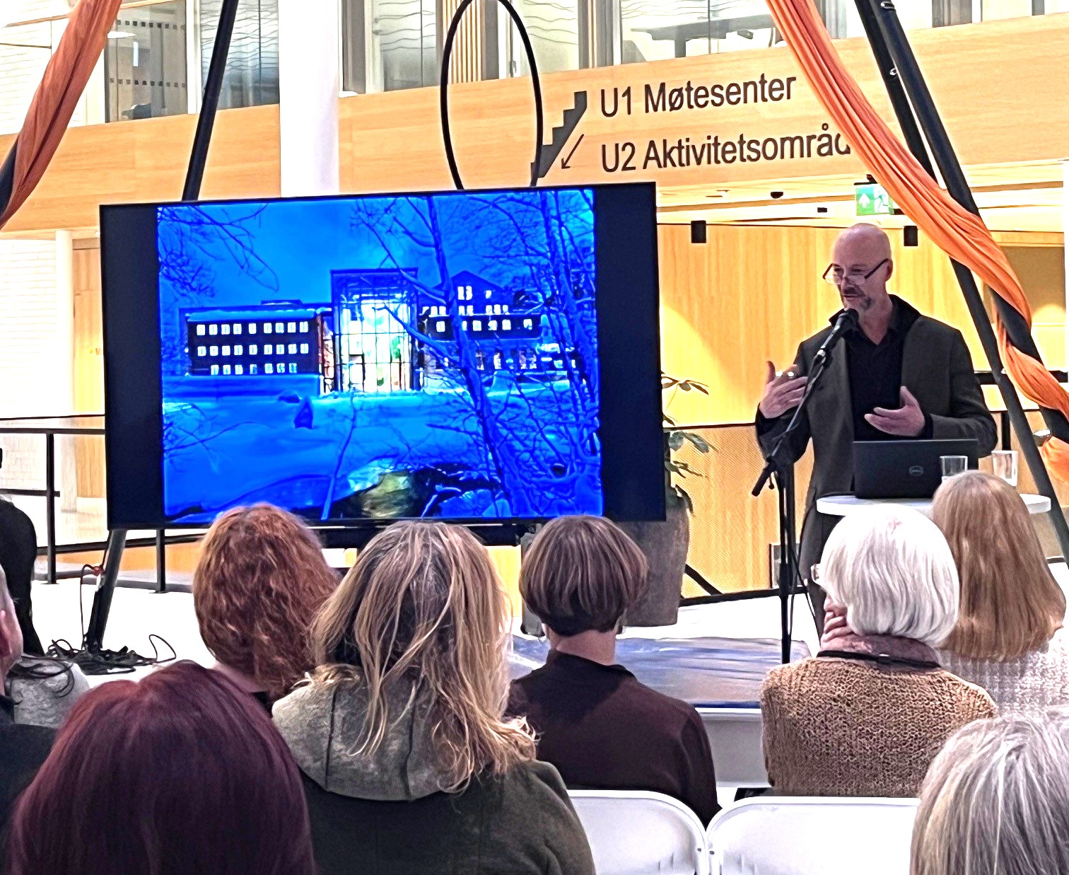 Martin Dietrichson i Kima Arkitektur forteller om prosjektet Fåd ved Lysakerelven.